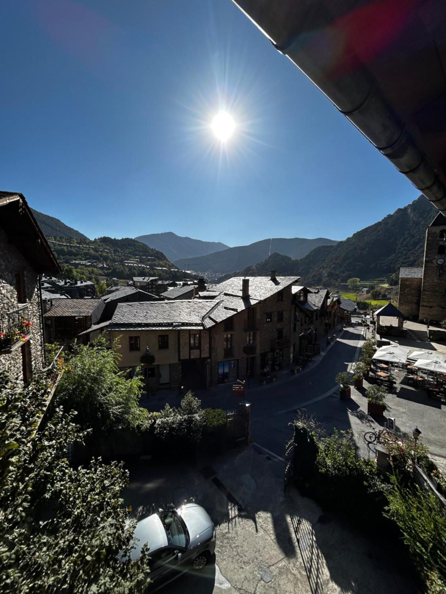 Hotel Santa Barbara De La Vall D'Ordino Exterior foto